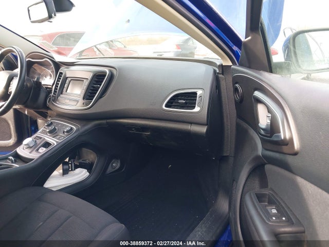 Chrysler 200 Limited 2016 1C3CCCAB2GN154555 Image 5