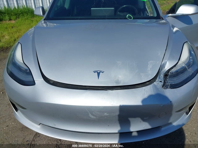 5YJ3E1EA4JF061313 Tesla Model 3 Long Range/mid Range