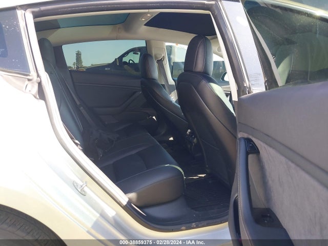 5YJ3E1EA4JF061313 Tesla Model 3 Long Range/mid Range