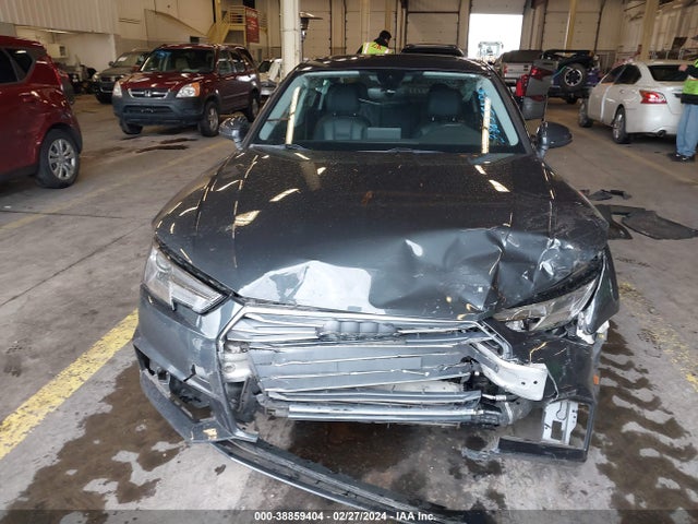 WAUGMAF41KA023140 Audi A4 40 Premium/40 Titanium Premium