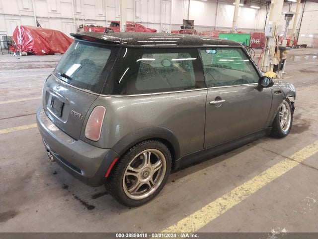 2003 MINI COOPER S WMWRE33403TD68626 Photo 3