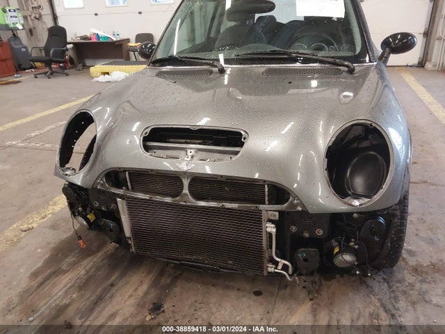 2003 MINI COOPER S WMWRE33403TD68626 Photo 5