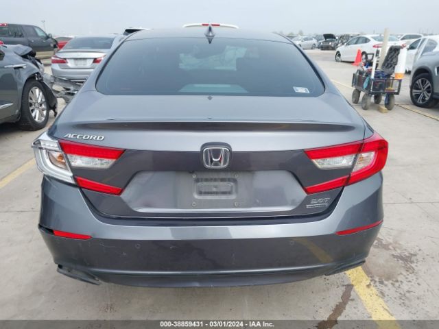 1HGCV2F98JA050030 Honda Accord Touring 2.0t
