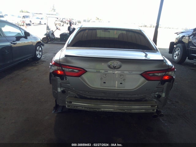 Toyota CAMRY SE 2018 4T1B11HK2JU553725 Image 17