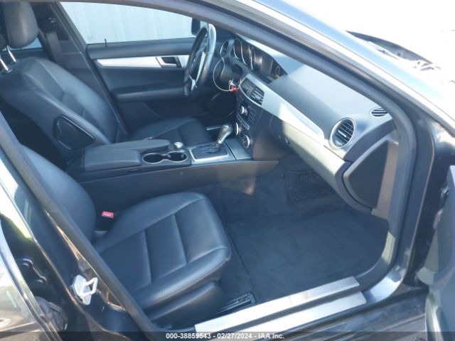 WDDGF4HB6EA953569 Mercedes-Benz C 250 Luxury/sport
