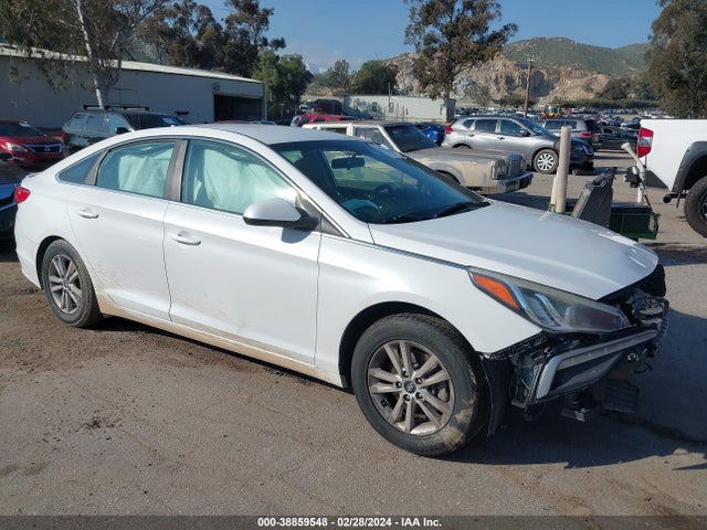Hyundai SONATA SE 2015 5NPE24AF4FH015574 Image 1
