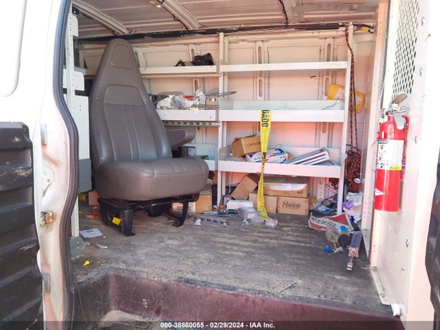 Chevrolet Express 2500 Work Van 2019 1GCWGAFG1K1303382 Image 8