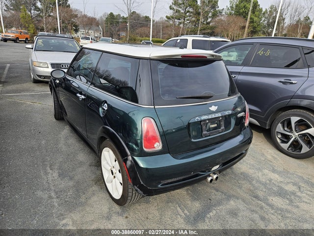 2004 MINI COOPER S WMWRE33424TD84781 Photo 2