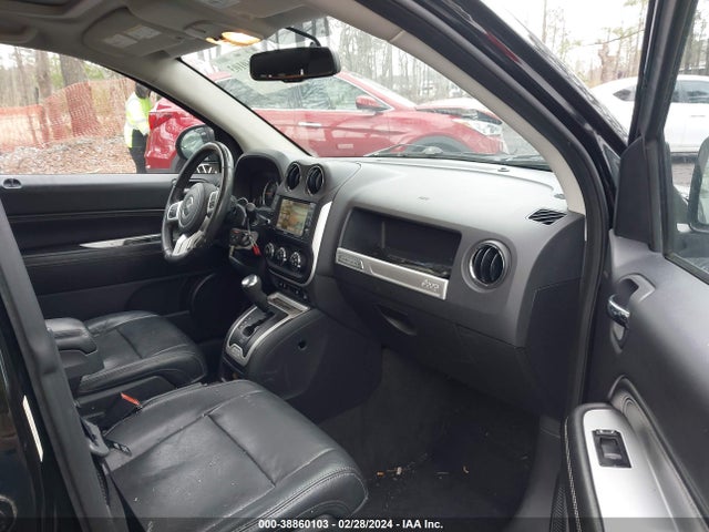 1C4NJCEB6HD199204 Jeep Compass High Altitude Fwd