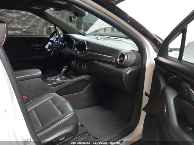 3GNKBKRS1KS688869 Chevrolet Blazer Premier