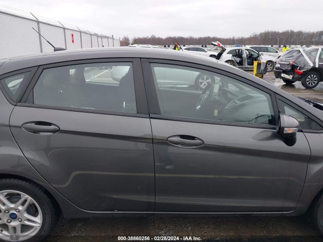 Ford FIESTA SE 2017 3FADP4EJ3HM147532 Image 14