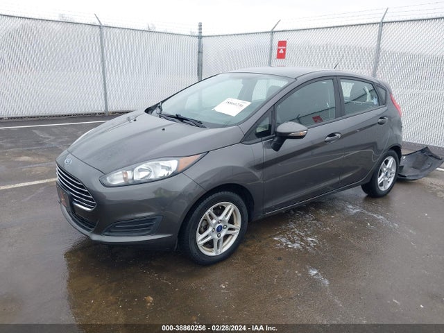 Ford FIESTA SE 2017 3FADP4EJ3HM147532 Image 2