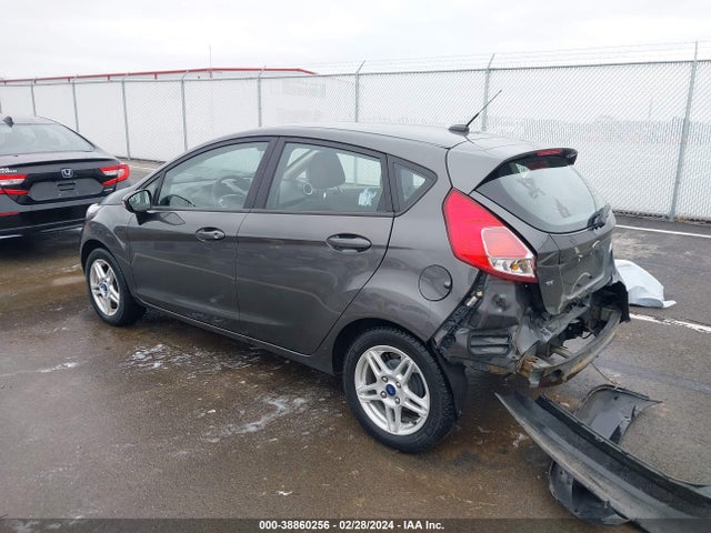 Ford FIESTA SE 2017 3FADP4EJ3HM147532 Image 3