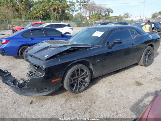 2C3CDZBT7FH737301 Dodge Challenger R/t Plus