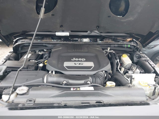 Jeep Wrangler Unlimited 75th Anniversary 2016 1C4HJWEG8GL220276 Image 10