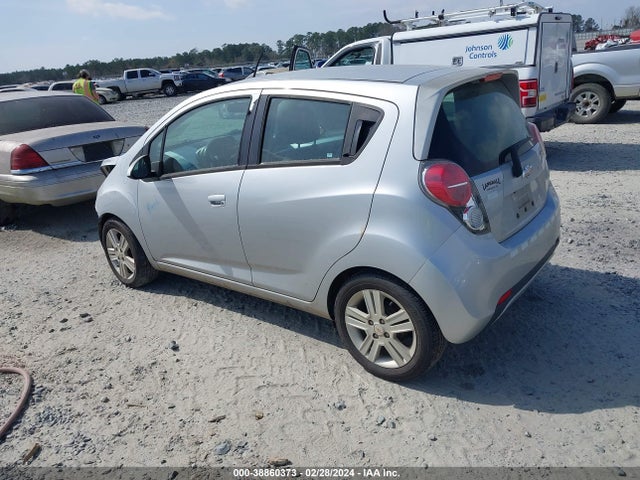 Chevrolet Spark 1lt Cvt 2015 KL8CD6S9XFC790519 Image 3