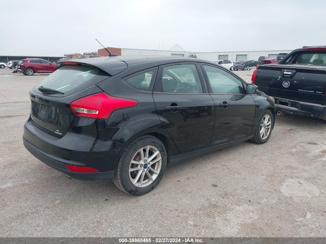Ford FOCUS SE 2016 1FADP3K2XGL359867 Image 4