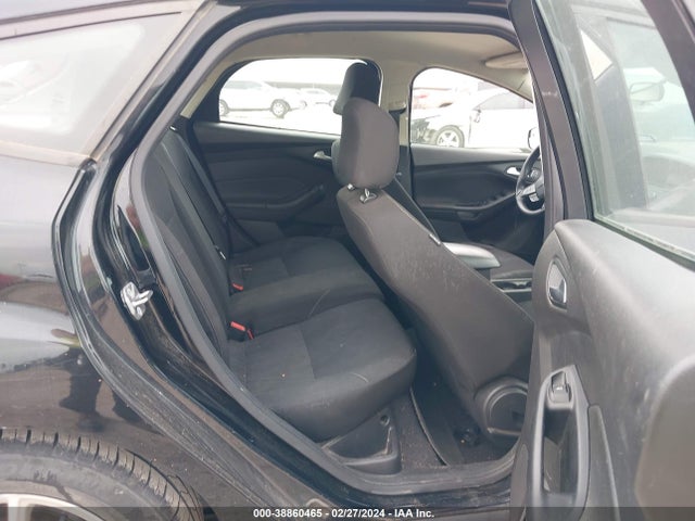 Ford FOCUS SE 2016 1FADP3K2XGL359867 Image 8