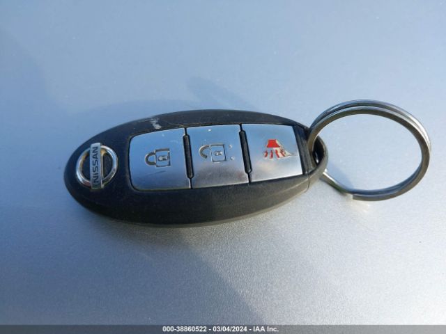 KNMAT2MV8GP690871 Nissan ROGUE SV
