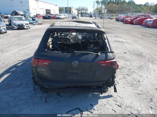 3VV3B7AX6LM033745 Volkswagen Tiguan 2.0t Se/2.0t Se R-line Black/2.0t Sel