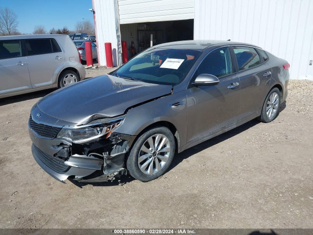 KIA Optima Lx 2017 5XXGT4L33HG147538 Image 2