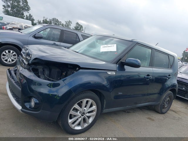 KIA SOUL + 2018 KNDJP3A53J7527020 Image 15