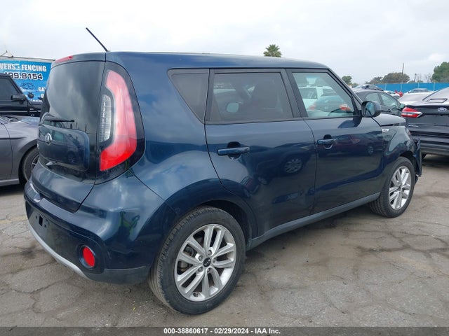 KIA SOUL + 2018 KNDJP3A53J7527020 Image 4