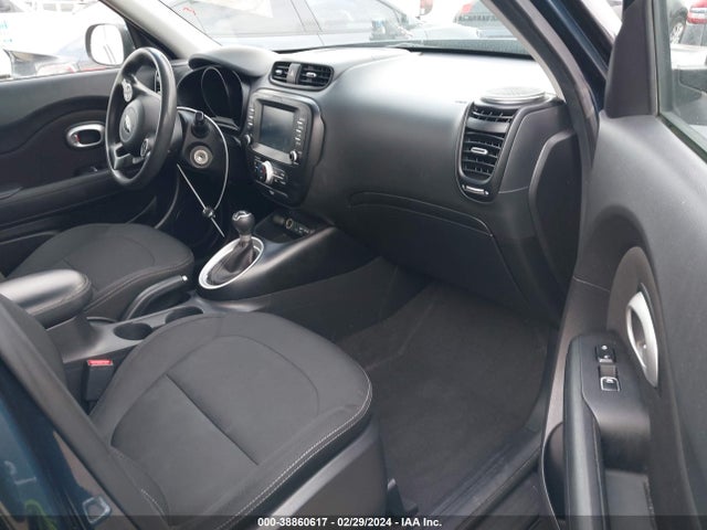 KIA SOUL + 2018 KNDJP3A53J7527020 Image 5
