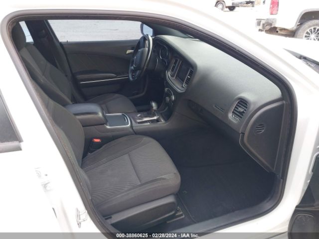 2C3CDXBG0KH658182 Dodge Charger Sxt Rwd