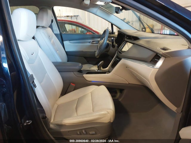 Cadillac XT5 LUXURY 2017 1GYKNDRS4HZ138065 Image 5