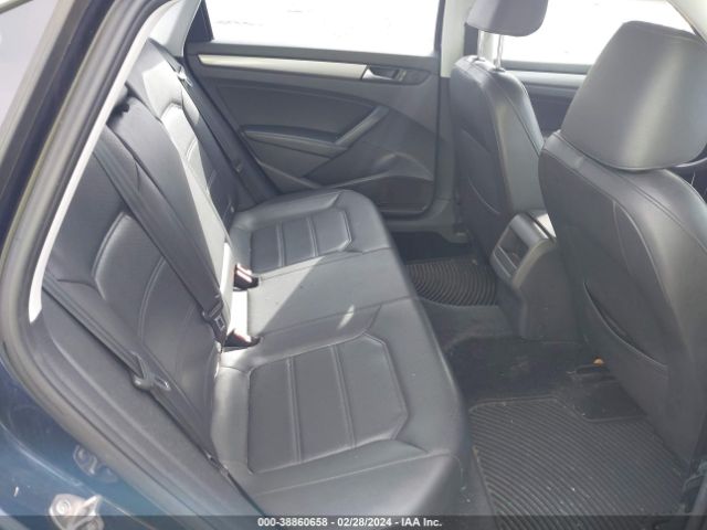 1VWAT7A36FC117549 Volkswagen Passat 1.8t Limited Edition