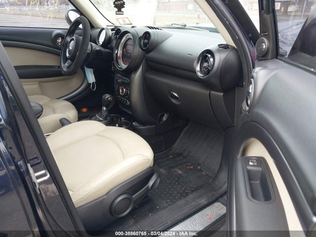 2014 MINI COUNTRYMAN WMWZC3C52EWP28976 Photo 4