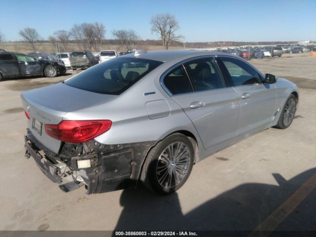 WBAJA9C5XKB399646 BMW 530e Iperformance
