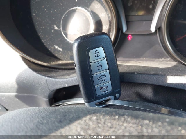 Hyundai Genesis 3.8 Base 2015 KMHHT6KJ4FU127334 Image 11