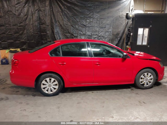 3VW2K7AJ0EM424492 Volkswagen Jetta 2.0l S