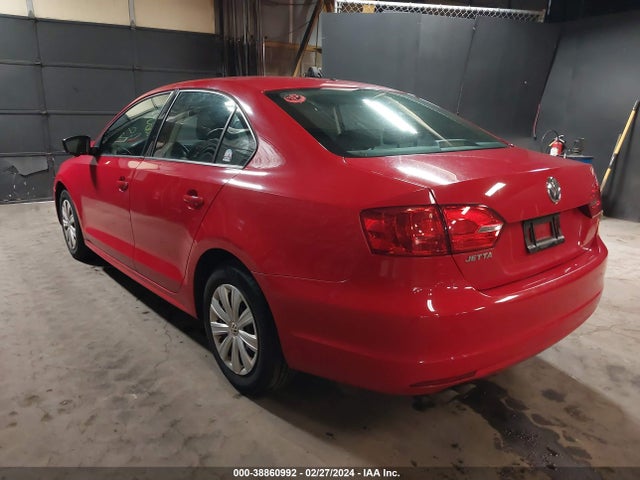 3VW2K7AJ0EM424492 Volkswagen Jetta 2.0l S