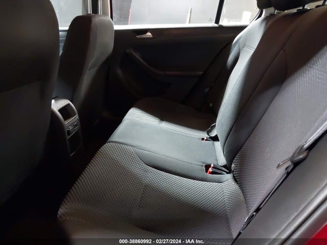 3VW2K7AJ0EM424492 Volkswagen Jetta 2.0l S