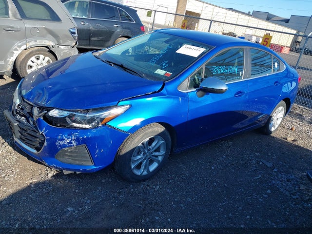 Chevrolet CRUZE LT 2019 1G1BE5SM7K7137446 Image 2