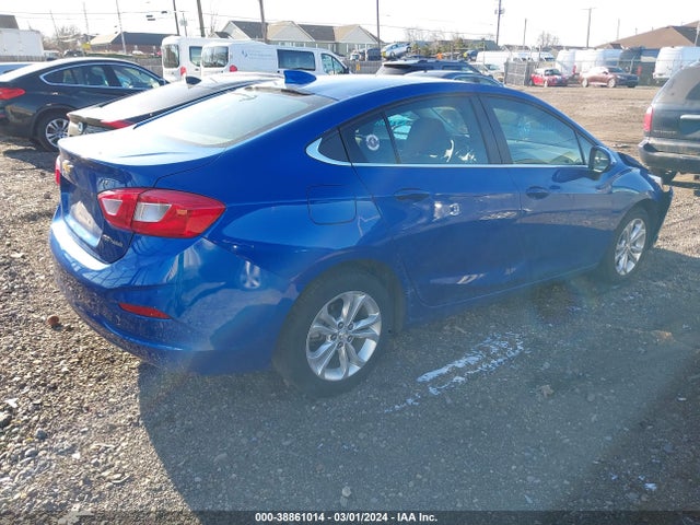 Chevrolet CRUZE LT 2019 1G1BE5SM7K7137446 Image 4