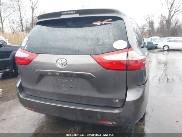 Toyota Sienna Le 8 Passenger 2017 5TDKZ3DC3HS776264 Image 17