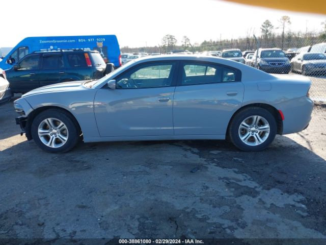 2C3CDXBG8NH172692 Dodge Charger Sxt Rwd