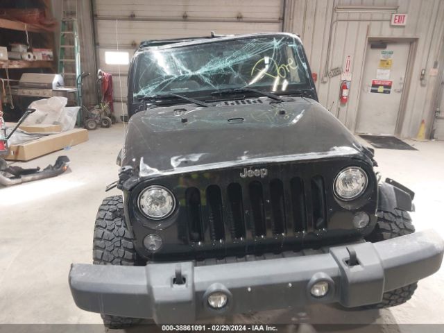 1C4BJWCG2HL614916 Jeep Wrangler Rubicon 4x4