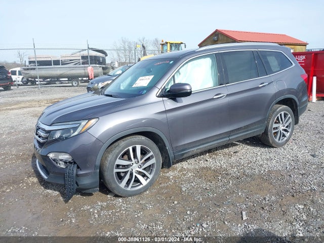 Honda Pilot Touring 2018 5FNYF6H96JB058415 Image 2