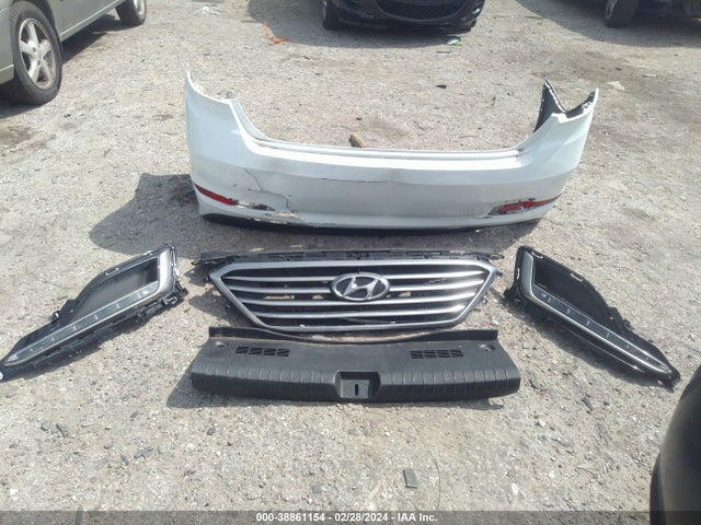 Hyundai SONATA SE 2015 5NPE24AF1FH189909 Image 12