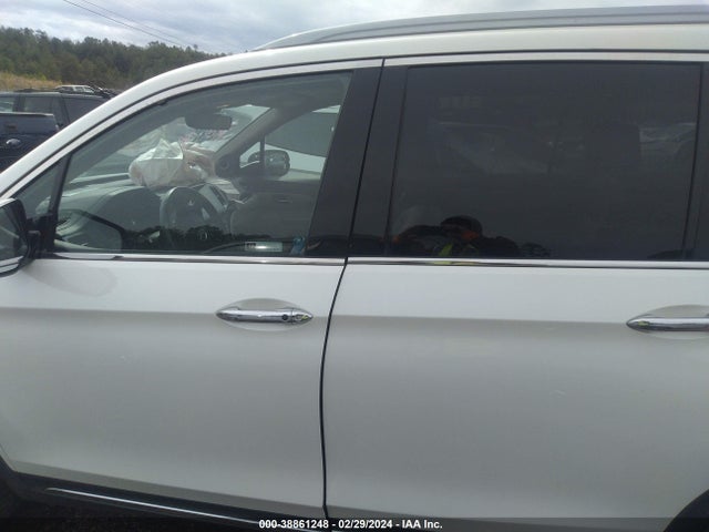 Honda Pilot Touring 2019 5FNYF5H6XKB007548 Image 14