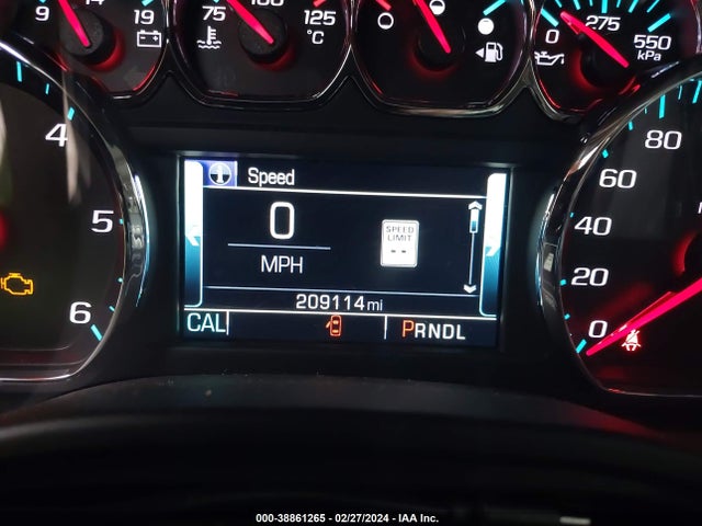 Chevrolet Suburban Lt 2018 1GNSKHKC2JR219717 Image 7