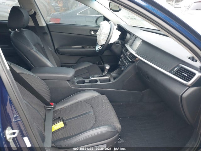 KIA Optima S 2019 5XXGT4L30KG314817 Image 5