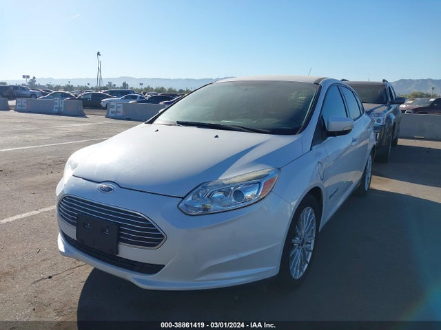 Ford FOCUS ELECTRIC 2015 1FADP3R46FL275583 Image 2