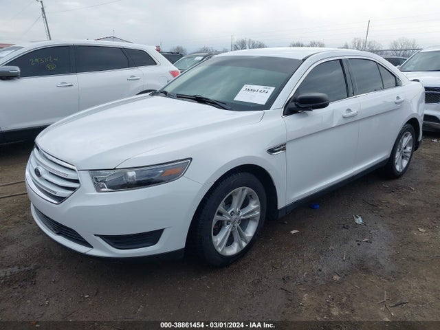 Ford TAURUS SE 2016 1FAHP2D82GG109237 Image 2