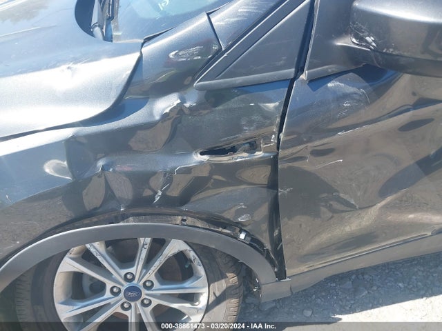 Ford ESCAPE SE 2018 1FMCU0GD1JUC16732 Image 18